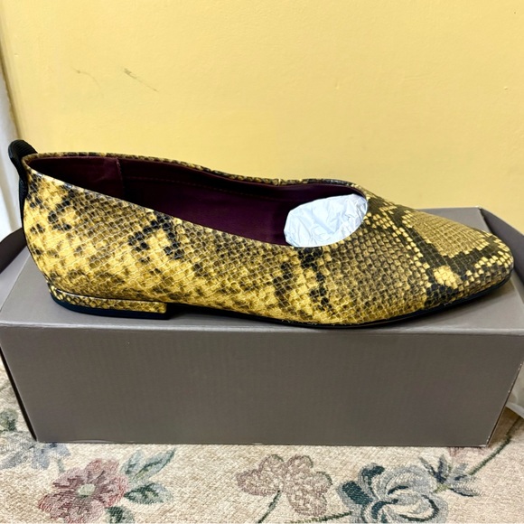 Franco Sarto 8.5 snakeskin slip on shoes - Picture 6 of 13
